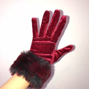 Vintage gloves